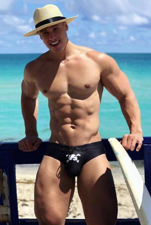 40072694_10217112884593885_4885783495453966336_n