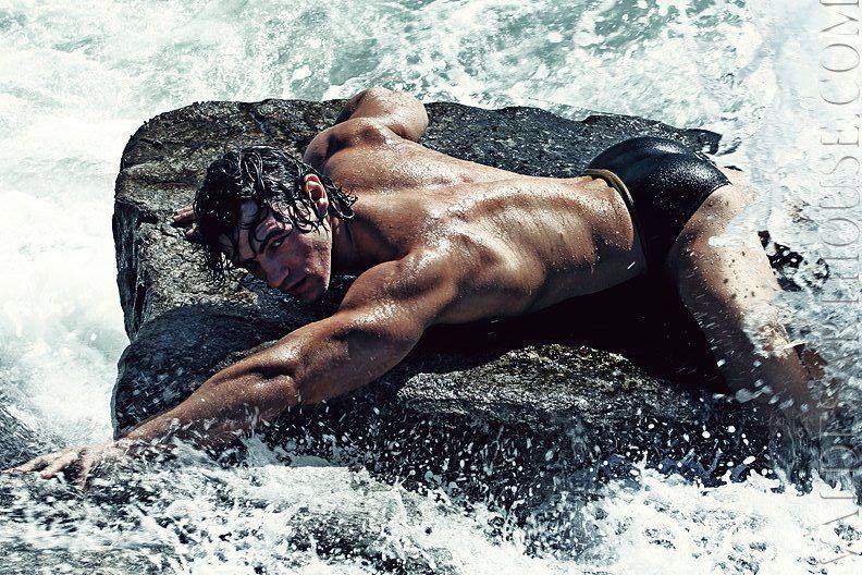 1239639_256006757881637_660391067_n